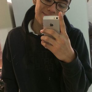 Meet your Posher, Christopher